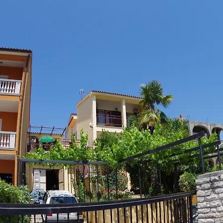Boutique In Pjescana Uvala With Balcony Lejlighed Vintijan